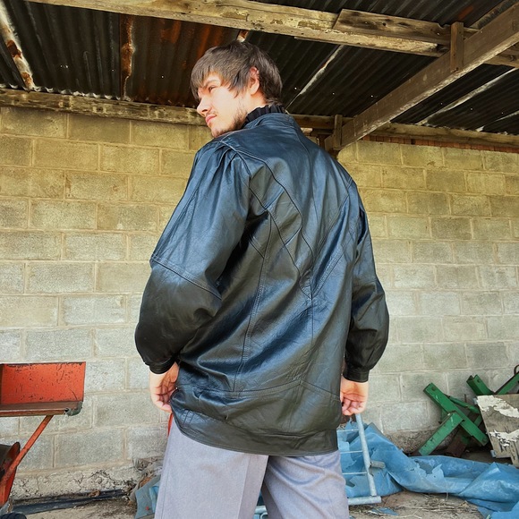 Vintage 80's Black Leather Jacket - Picture 4 of 8